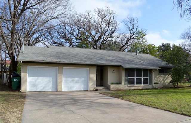 2316 Robinwood Lane - 2316 Robinwood Lane, Denton, TX 76209