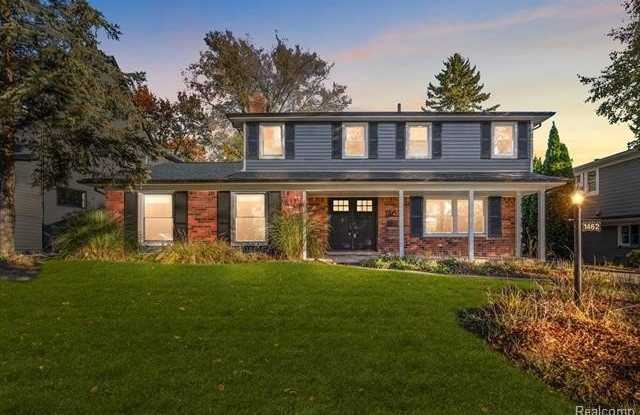 1462 Fairway Drive photos photos