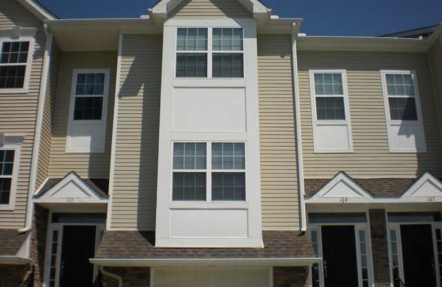 Room to spread out! photos photos