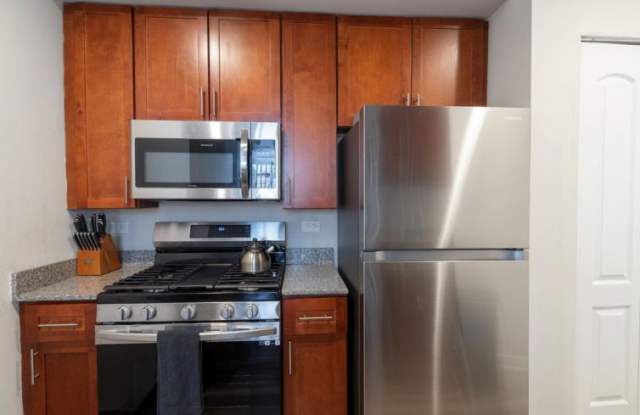 2048 W Touhy Ave photos photos