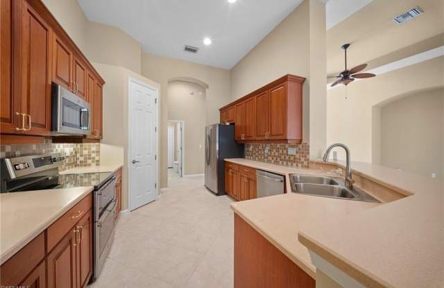 7914 Founders Cir lot: 36 Gallery 4