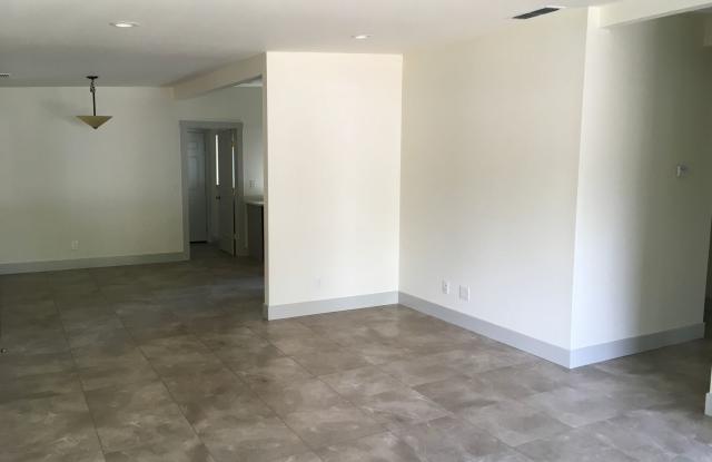 Charming home near river trails! Gallery 4