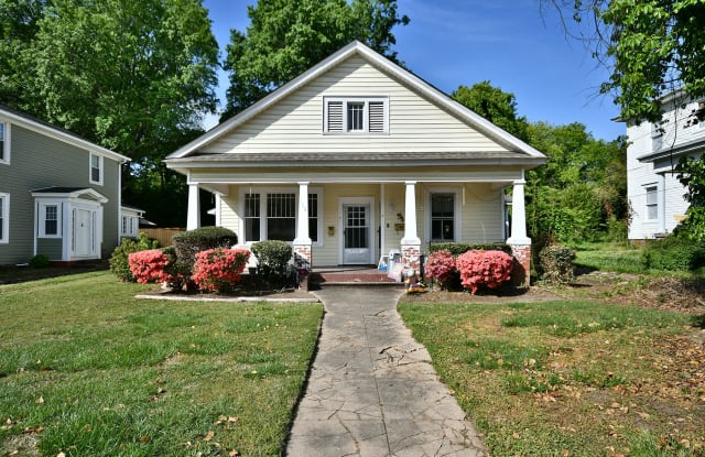 152 Avant Street - A Gallery 1