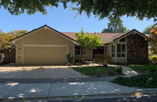 Perfect Shape Executive Single Family Home in Pleasanton photos photos