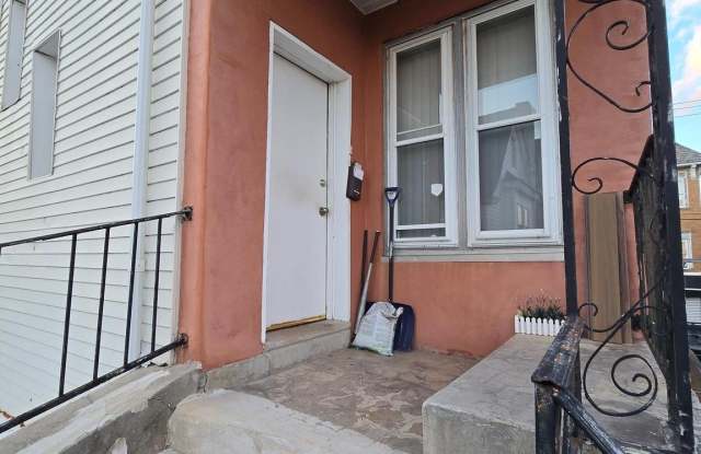 6424 N 5TH Street photos photos