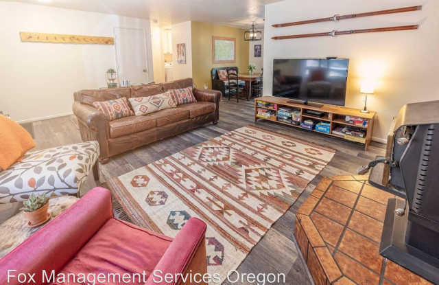 16354 Skyliners Road Gallery 3