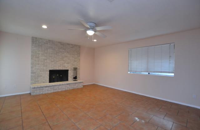 551 West Kent Drive - 551 West Kent Drive, Chandler, AZ 85225