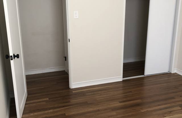 2707 North Kansas Street photos photos