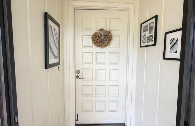 15860 Laurel Oak Circle Gallery 3