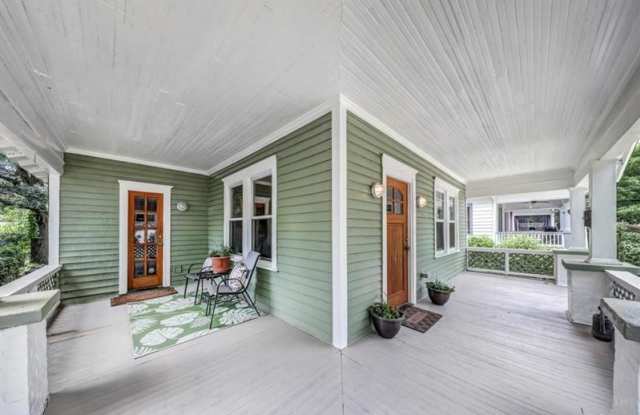 841 Oakhill Avenue SW Gallery 3