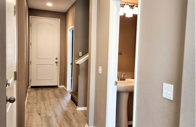 Great Two Story 3Bd, 2.5 Ba. Office can be 4th bd,  Solar in Lake Elsinore East of the 15 Fwy Gallery 2
