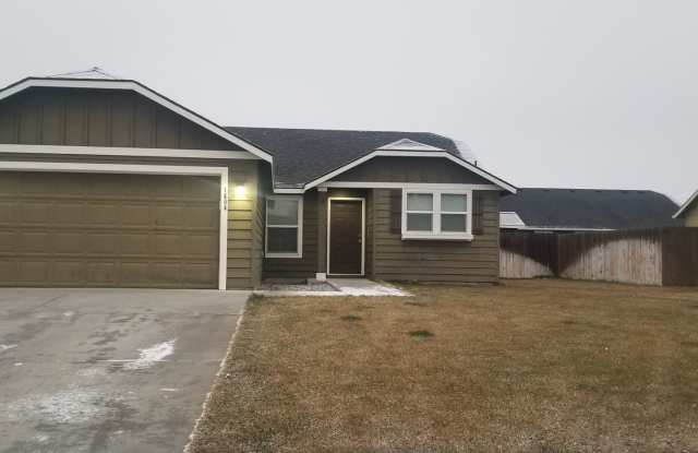 3 Bed 2 Bath one story home located in Crossroads photos photos