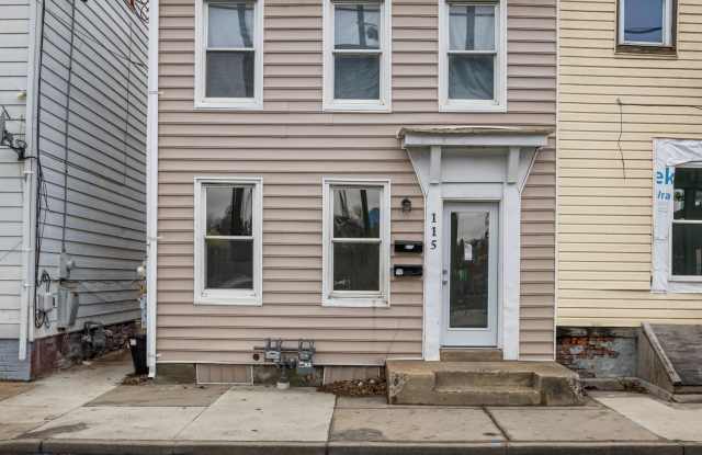 115 Arch Street - 1 photos photos
