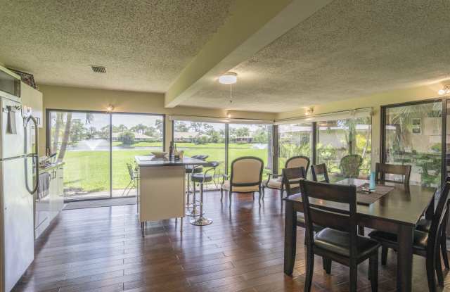 13345 Cross Pointe Drive Gallery 2