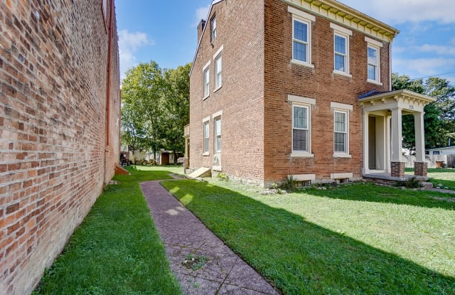 205 Market Street - B - 205 Market Street, New Richmond, OH 45157