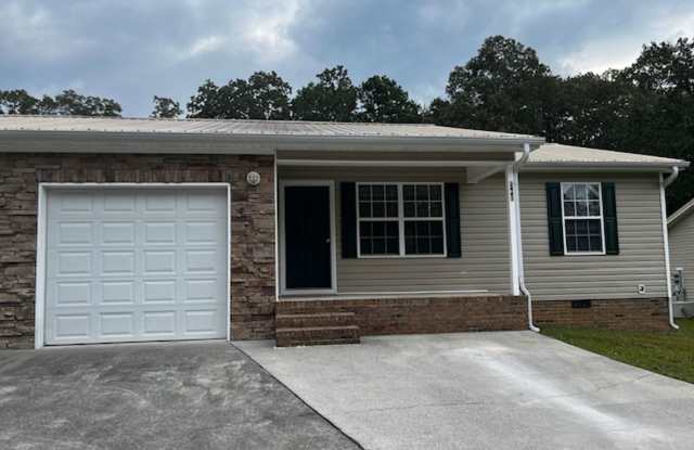 2 Bedroom 2 Bath Duplex with Garage - 2443 Peach Orchard Hill Road Northeast, Bradley County, TN 37323