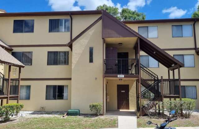7814 Shadowood Dr - 7814 Shadowood Drive, West Melbourne, FL 32904