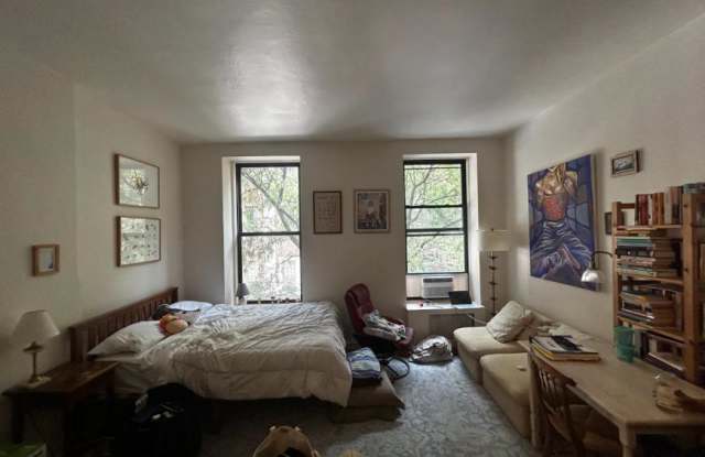 120 West 73rd Street Gallery 3