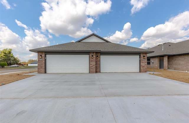 2343 SW 90 Place photos photos