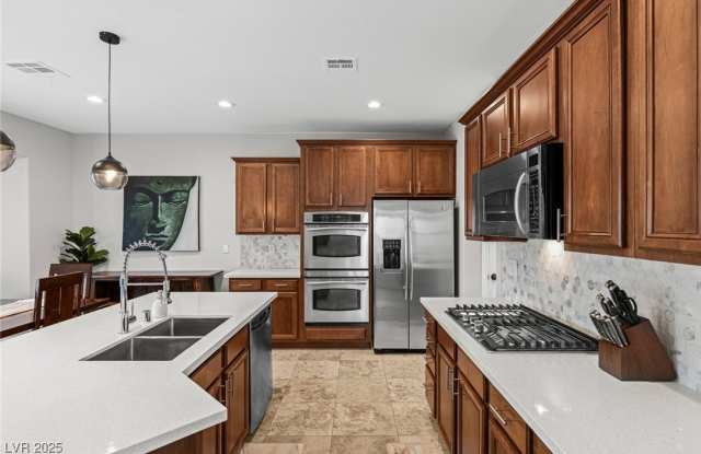 275 Spectacular Street - 275 Spectacular Street, Henderson, NV 89052