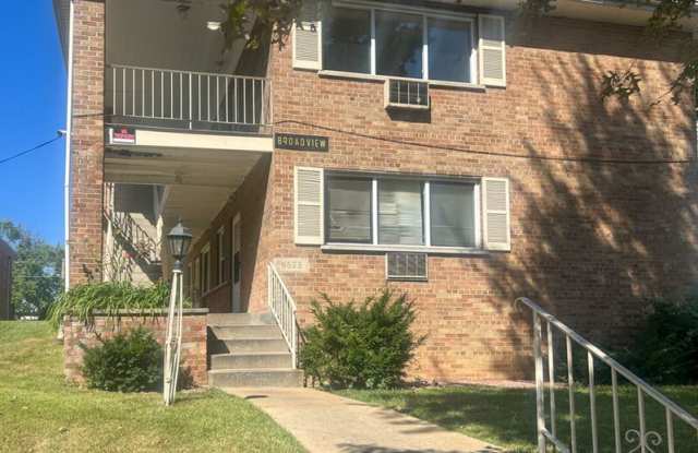 4623 S Broadway - 4623 South Broadway, St. Louis, MO 63111