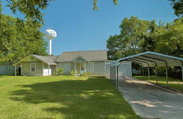 1113 E Quinlan Parkway - 1113 East Quinlan Parkway, Quinlan, TX 75474