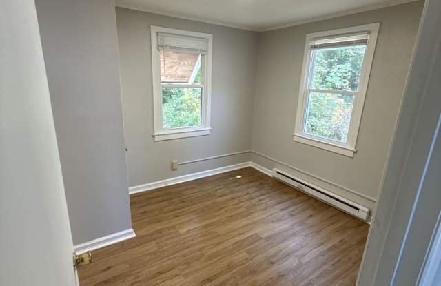 1821 Gatewood Avenue Gallery 4