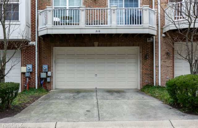 216 Herndon Station Gallery 3