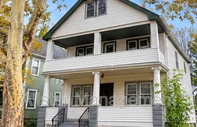 16219 Huntmere Avenue Gallery 1