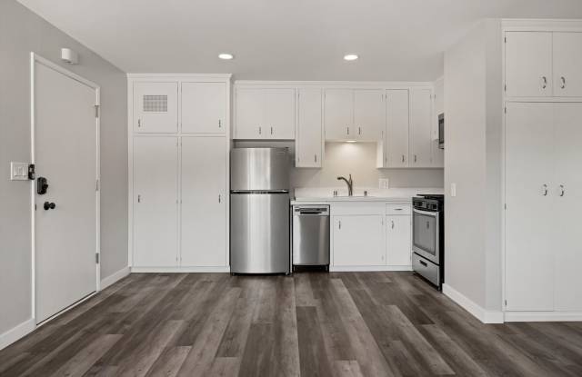 130 W Padre St photos photos