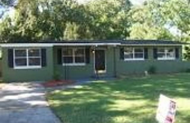 4638 Herta Rd - 4638 Herta Road, Jacksonville, FL 32210
