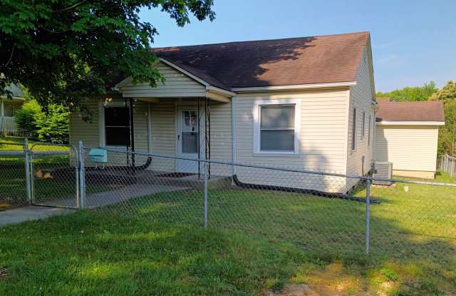 2 Bedroom / 1 Bath Home Johnson City, TN photos photos