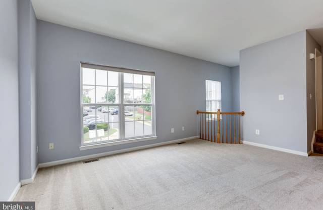 547 SPARKLEBERRY TERRACE NE Gallery 4