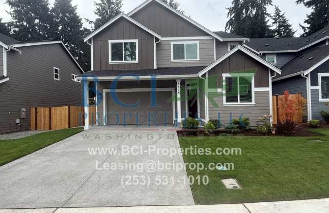 BRAND NEW 4 BEDROOM HOME JUST LISTED FOR RENT! photos photos