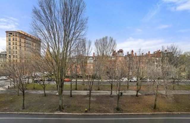 40 Commonwealth Ave Gallery 4