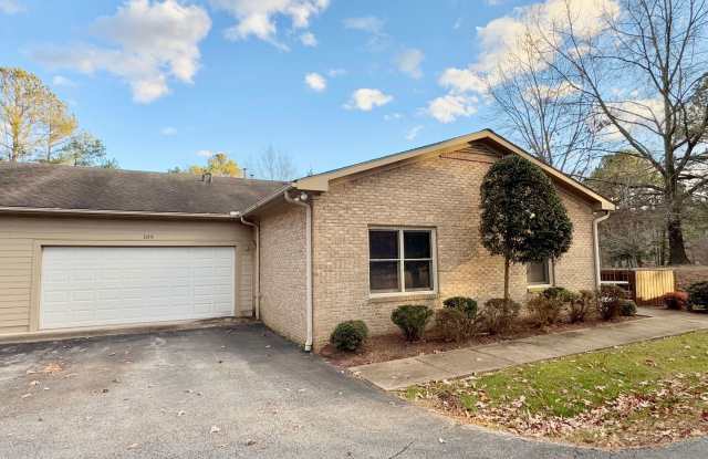 Beaver Creek Condo Enjoy Living at it's Finest - 109 Beaver Creek Drive, South Hill, VA 23970