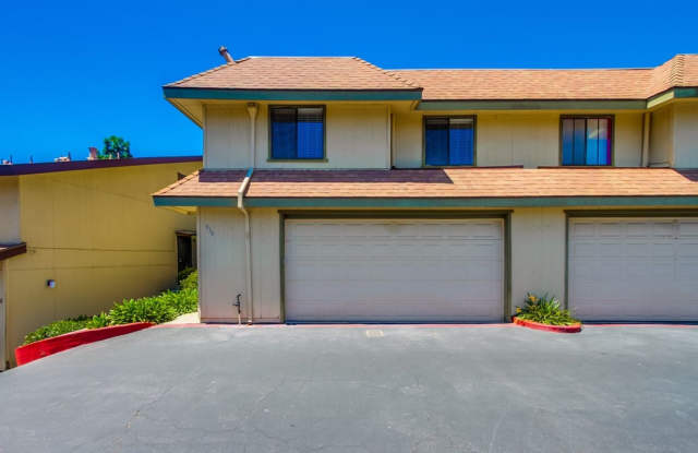 Downtown Vista Townhome, Available Now! photos photos