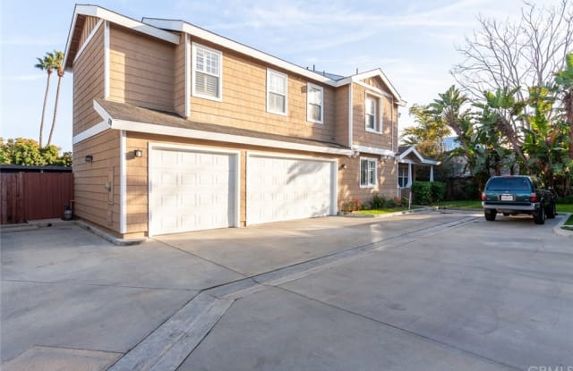 219 E 16th Street - 219 East 16th Street, Costa Mesa, CA 92627