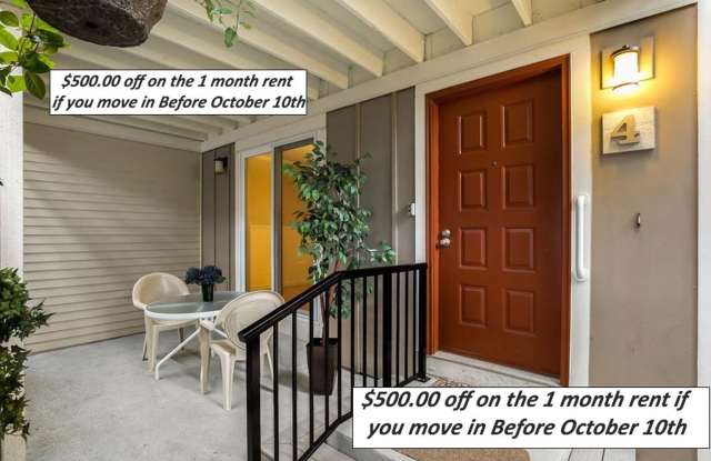 2 Beds and 2 Baths Cozy Condo in Kirkland Available for Rent! - 12712 Northeast 120th Street, Kirkland, WA 98034