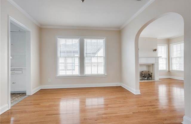 2617 Abrams Road Gallery 3