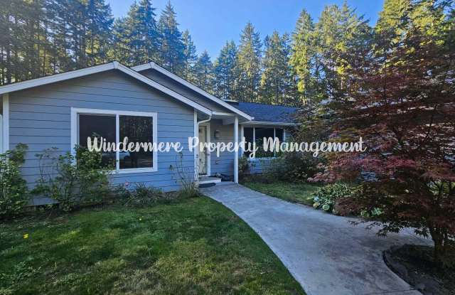 Immaculate rambler on large lot in Olalla photos photos Immaculate rambler on large lot in Olalla photos photos