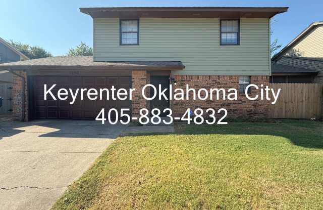 Cute 2BD 1 1/2BTH Home Minutes From the OKC Outlet Malls Gallery 1