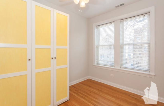 1636 W Grace Gallery 3
