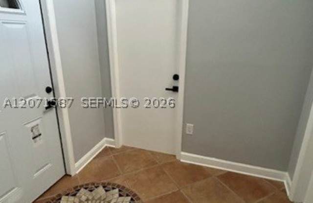 12991 NW 9th Ln Gallery 1