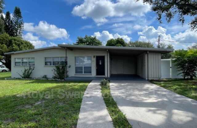 2016 Crystal Court - 2016 Crystal Court West, Lakeland, FL 33801