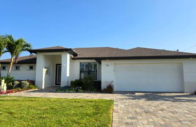 2533 SW 38th Ter photos photos