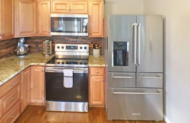 3325 E Montana Pl Gallery 4