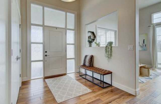 584 N Dutch Summit Ct Gallery 3