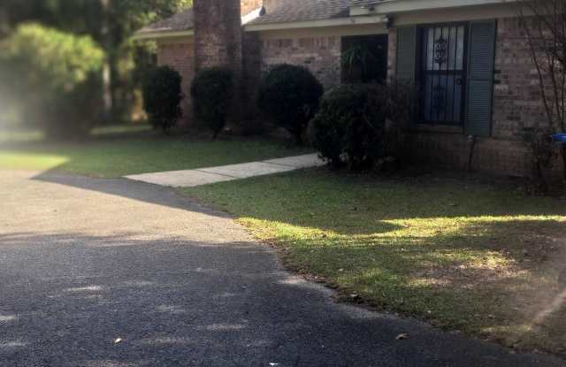 10401 Northhill Court - 10401 Northhill Court, Mobile County, AL 36695