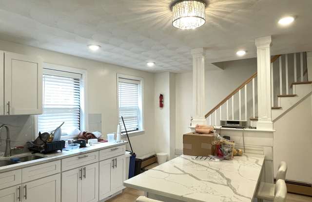 37 Oak Street photos photos